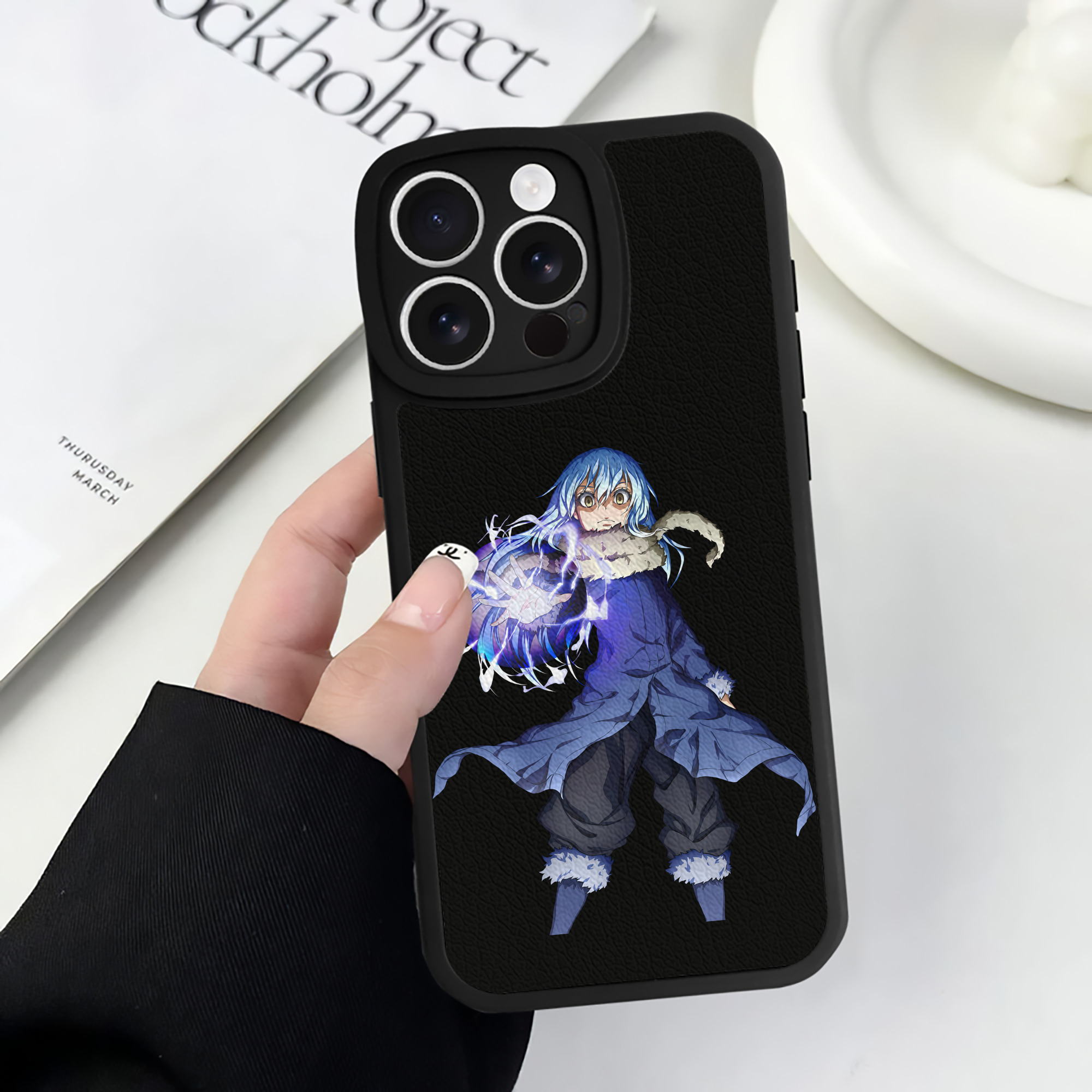 （画像用） 転スラ Regarding Reincarnated to Slime 【iPhone 16シリーズ対応】シリコンスマホケース（レザー調） 材質：シリコン